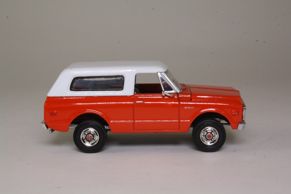 Matchbox Collectibles YYM35058; 1969 Chevrolet K/5 Blazer